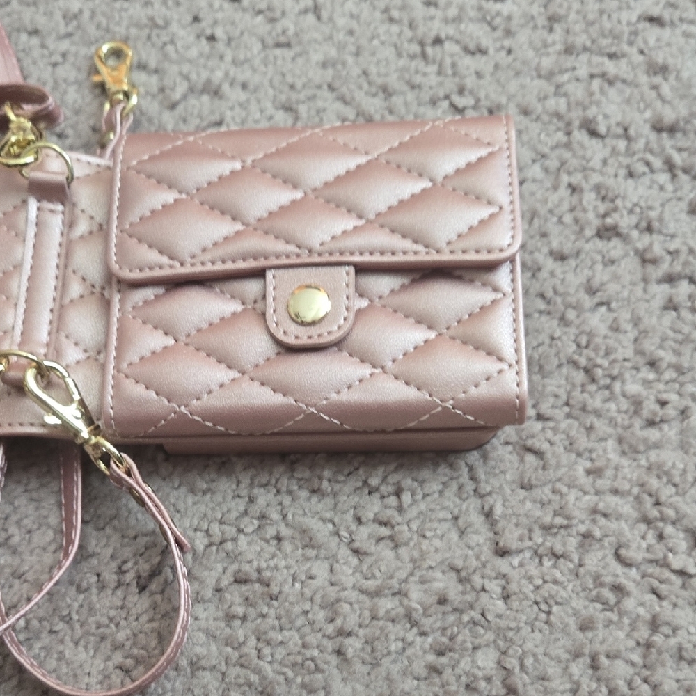 Elegant Quilted Phone Crossbody Case - Metallic Rose - Picture 4 of 5